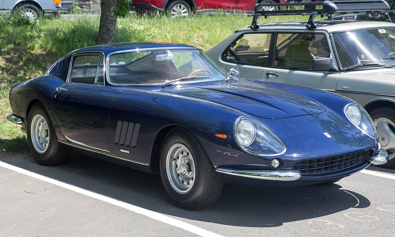 Ferrari 275 GTB/4 (1966–1968)